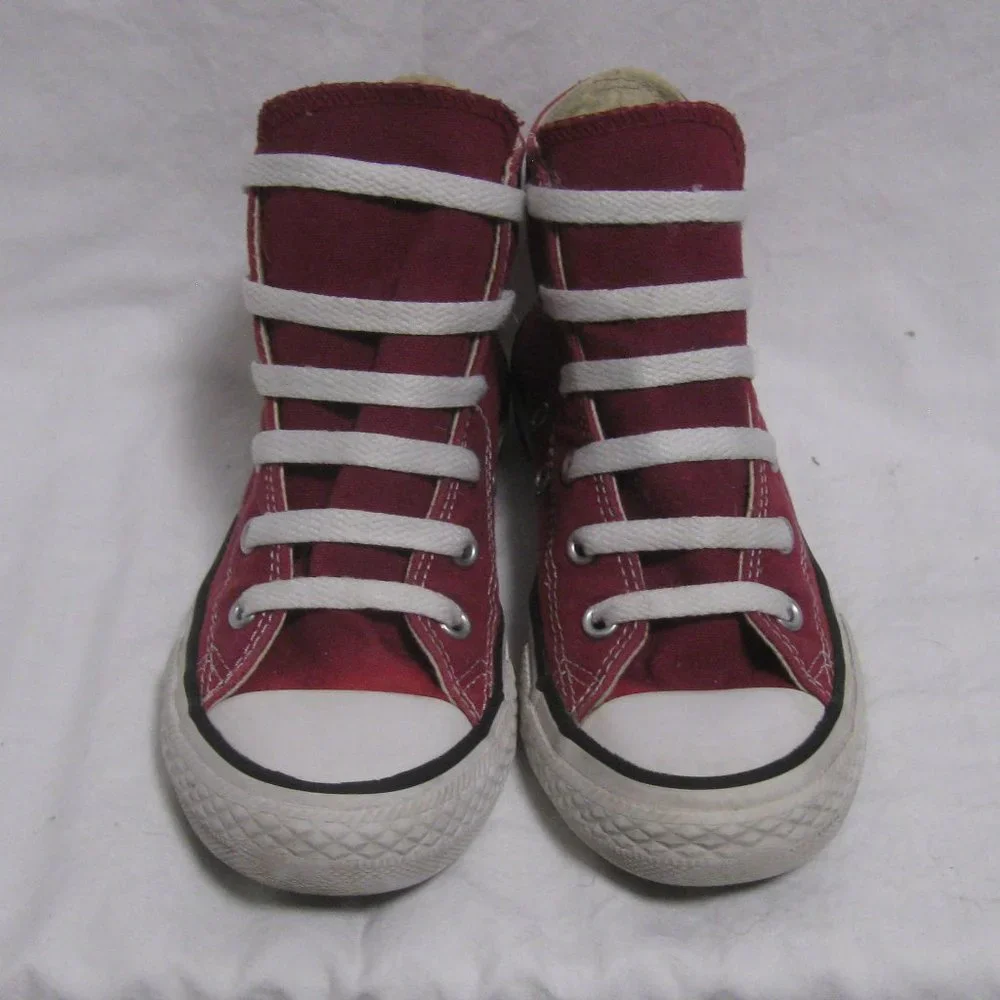 ***SOLD***Youth Converse All Star Chuck Taylor Red Canvas High Top Sneakers sz 1 - Picture 3 of 10